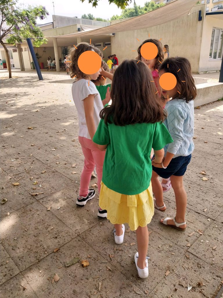 Finalistas do Jardim de Infância d' A Previdência portuguesa na Visita à escola 1.º ciclo Vale das Flores